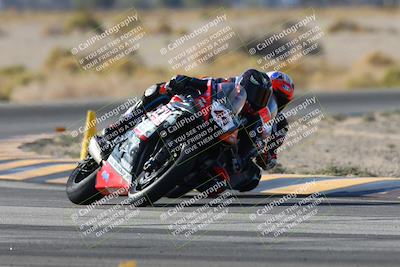 media/Nov-16-2024-CVMA (Sat) [[0e4bb1f32f]]/Race 8-Supersport Middleweight/